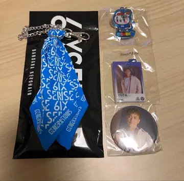 나카츠카 유타 반다나 제 고양이 아크릴 참 캔뱃지 클리어 참