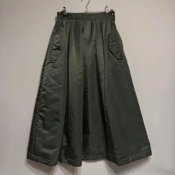 MADISONBLUE 리버서블풍 나일론 퀼팅 스커트 01