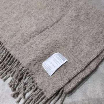 레어 컬러 [ LAPUAN KANKURIT ] 포켓 숄