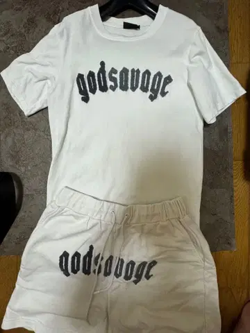 godsavage 화이트 셋업 상S 하M
