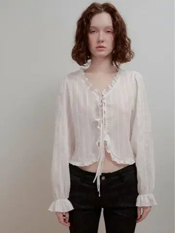 AOPT 한국 브랜드 리본 블라우스 화이트