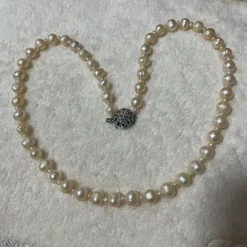 진주 목걸이 실버 장식 포함