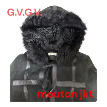 G.V.G.V. 후드 부착 파이핑 램 가죽 무스탕 자켓 36