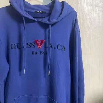 [ 초특가 ] GUESS 후드 부착 후드티