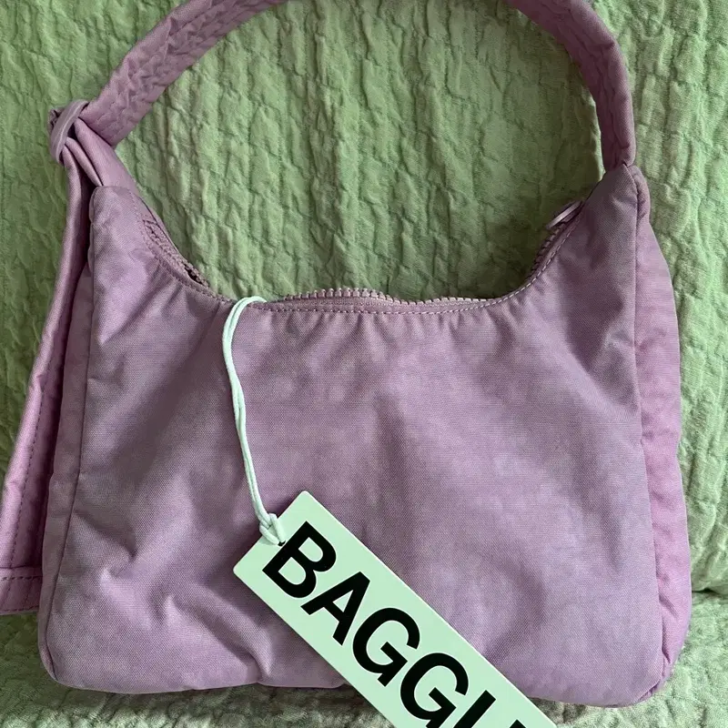 새상품) BAGGU 바쿠 미니 나일론 숄더백 피오니