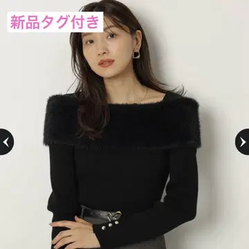 택 포함 미사용 새상품 JUSGLITTY 퍼리 오프숄더 니트 블랙