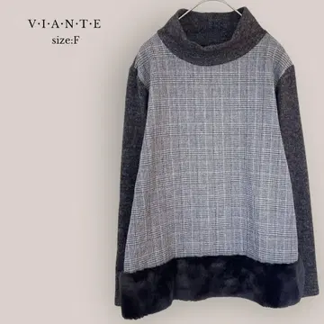 [ V I A N T E ] 새상품급 하이넥 니트 체크 절개