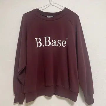 B.Base 버건디 맨투맨
