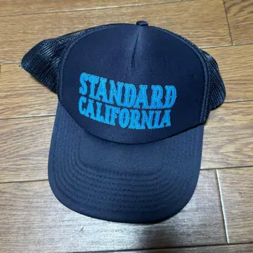 STANDARD CALIFORNIA 메쉬 캡