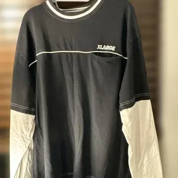 XLARGE 블랙/화이트 긴팔 T셔츠