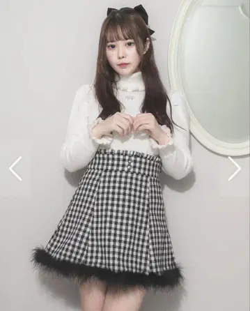 pium 피 리본 자수 프릴 칼라 터틀 니트