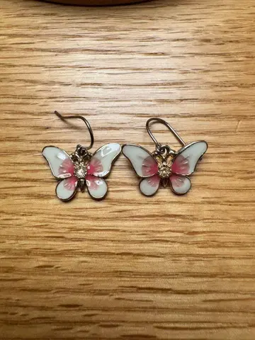 안나수이 ANNA SUI 나비 디자인 귀걸이 (양쪽 귀용)