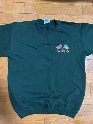 GILDAN IRELAND 자수 맨투맨 다크 그린