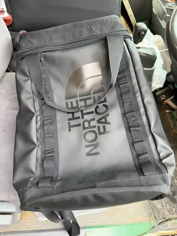 THE NORTH FACE 블랙 백팩