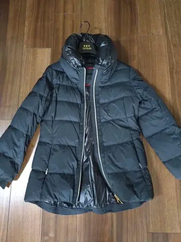 TATRAS 블랙 다운 자켓
