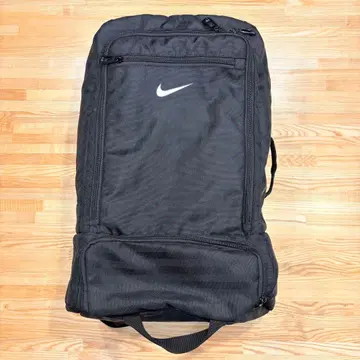 Nike 블랙 보스턴 백