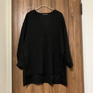 미즈이로 인드 V넥 니트 풀오버