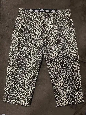 Dickies 레오파드 무늬 숏팬츠 y2k
