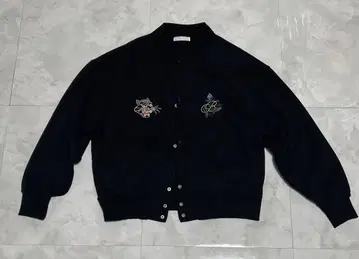 SENSE OF PLACE 블랙 가디건