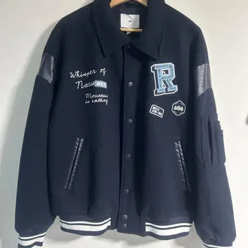 네이비 바시티 자켓 가죽 소매 자수