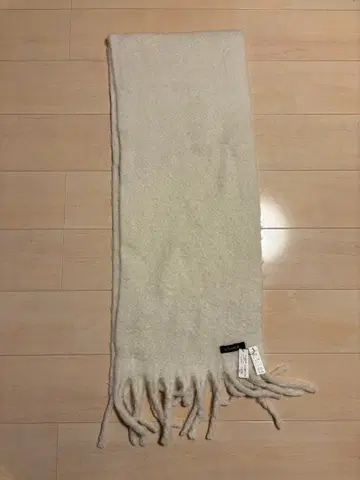 [ 새상품 ] LOUNIE 머플러 화이트