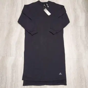 아디다스 WID 맨투맨 원피스