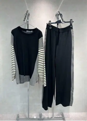 미사용 새상품 ABITOKYO 바이컬러 니트 셋업