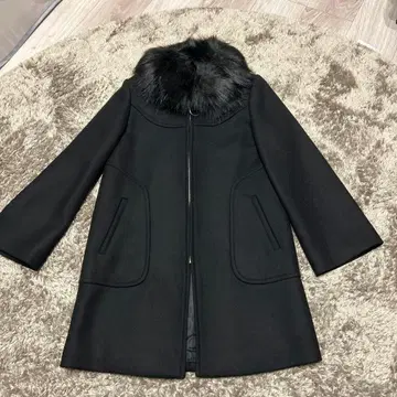 깔끔한 퍼 울 코트 ZARA