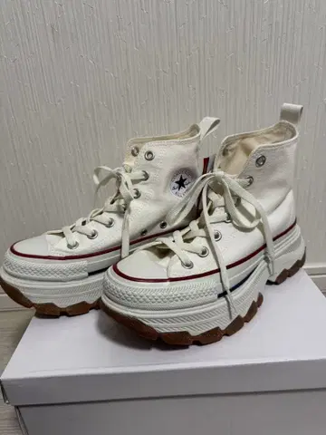 선착순! 컨버스 트렉 웨이브 통굽 화이트 23cm 박스 없음