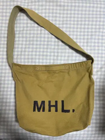 MHL. 숄더백 베이지