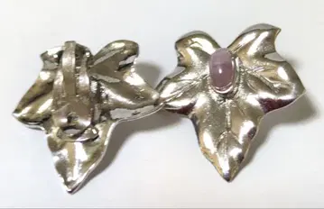 VENDOME 잎사귀 모양 로즈 쿼츠 귀찌