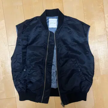 블랙 MA-1 베스트 자켓