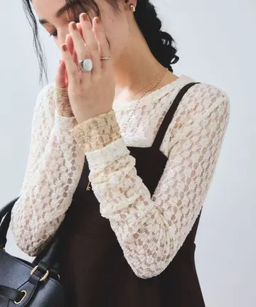 [ 가을 옷 신상 ] VIS 레이스 배색 풀오버 배색 슬리브 레이스 상의