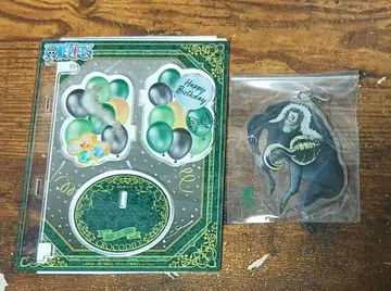 원피스 벌스데이 유라유라 아크릴 스탠드 크로커다일