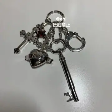 미사용 새상품 e.m. 키 참 키링 참