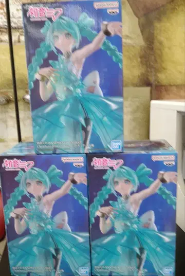 BANPRESTO 하츠네 미쿠 ClearLux-EmeraldGem x 3