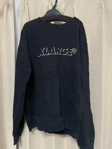 XLARGE 블랙 크루넥 맨투맨