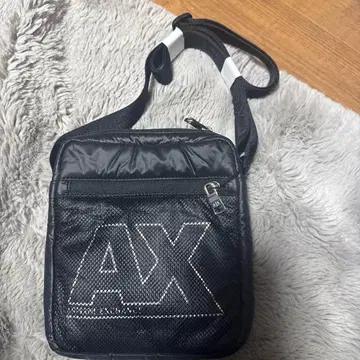 AX 크로스 바디백 1A801 블랙