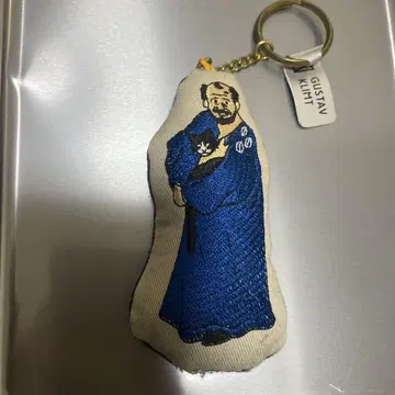 GUSTAV KNITT 자수 키링