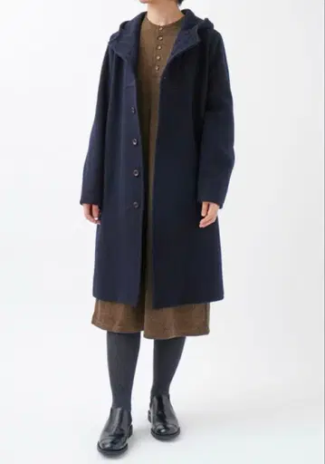 팔라스 팰리스 라무 울 비버 후드 부착 코트 네이비