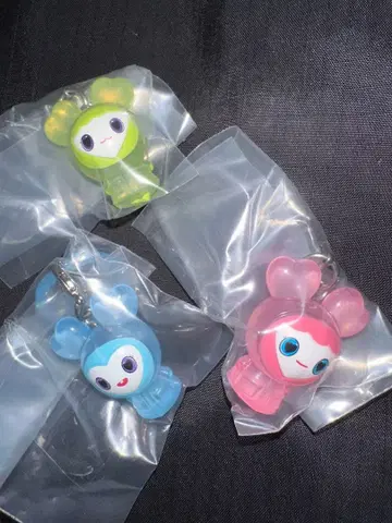 TWICE 러블리 모모 나연 정연 3개 세트 메지루시 액세서리