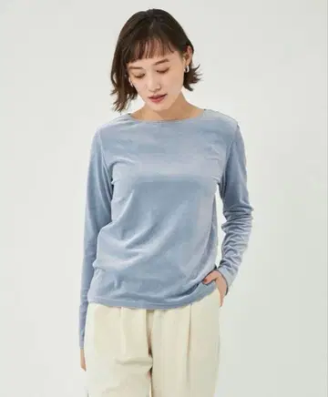 벨로아 롱 슬리브 티셔츠