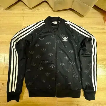 [ 새상품급 ] adidas 트랙 자켓