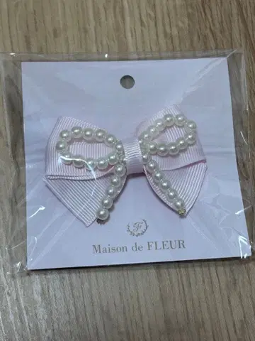Maison de FLEUR 리본 펄 헤어핀