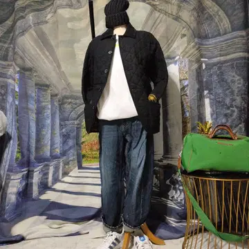 트래디셔널 웨더웨어 블랙 퀼팅