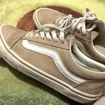 Vans 베이지 스웨이드 스니커즈