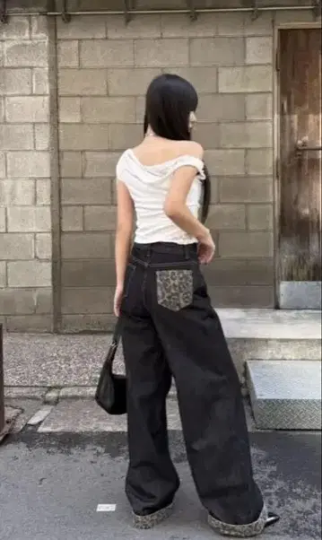 트라이플 블랙 데님 와이드 팬츠