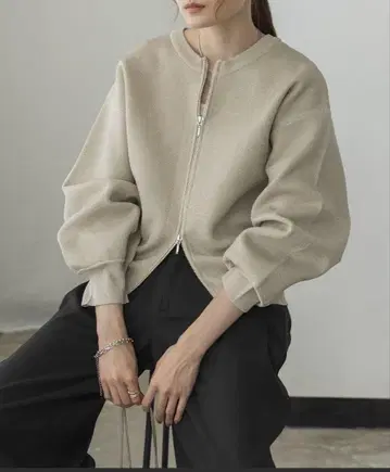[ 새상품 ] 지퍼 숏 가디건 hunch