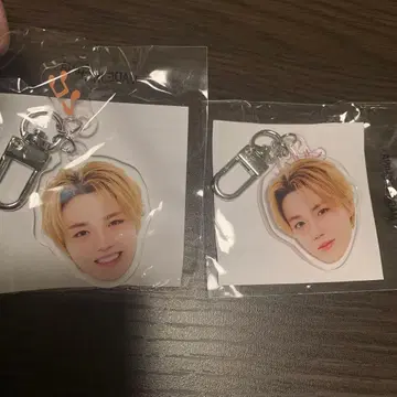 TREASURE 얼굴 아크릴 키링 도영