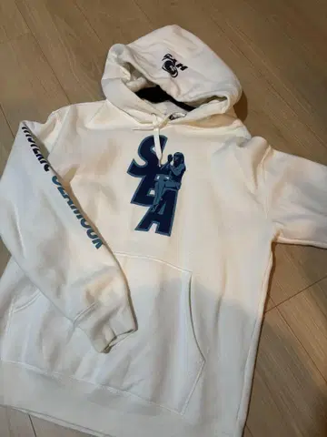 WIND AND SEA 화이트 후드티